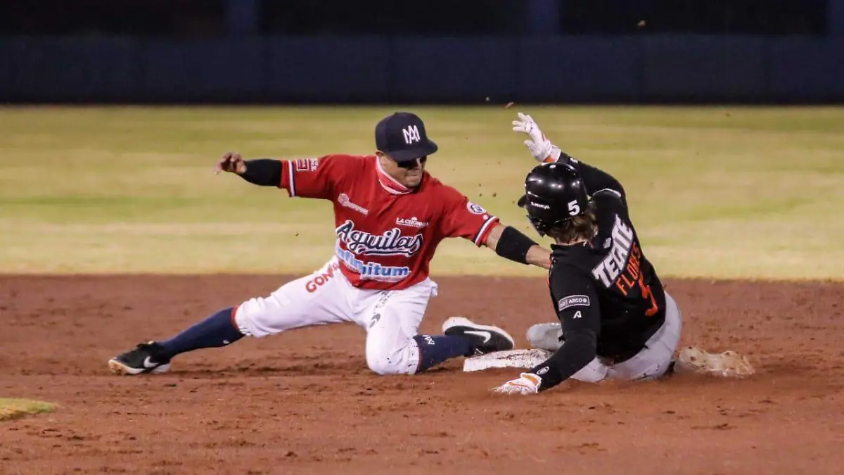 Naranjeros vs Águilas